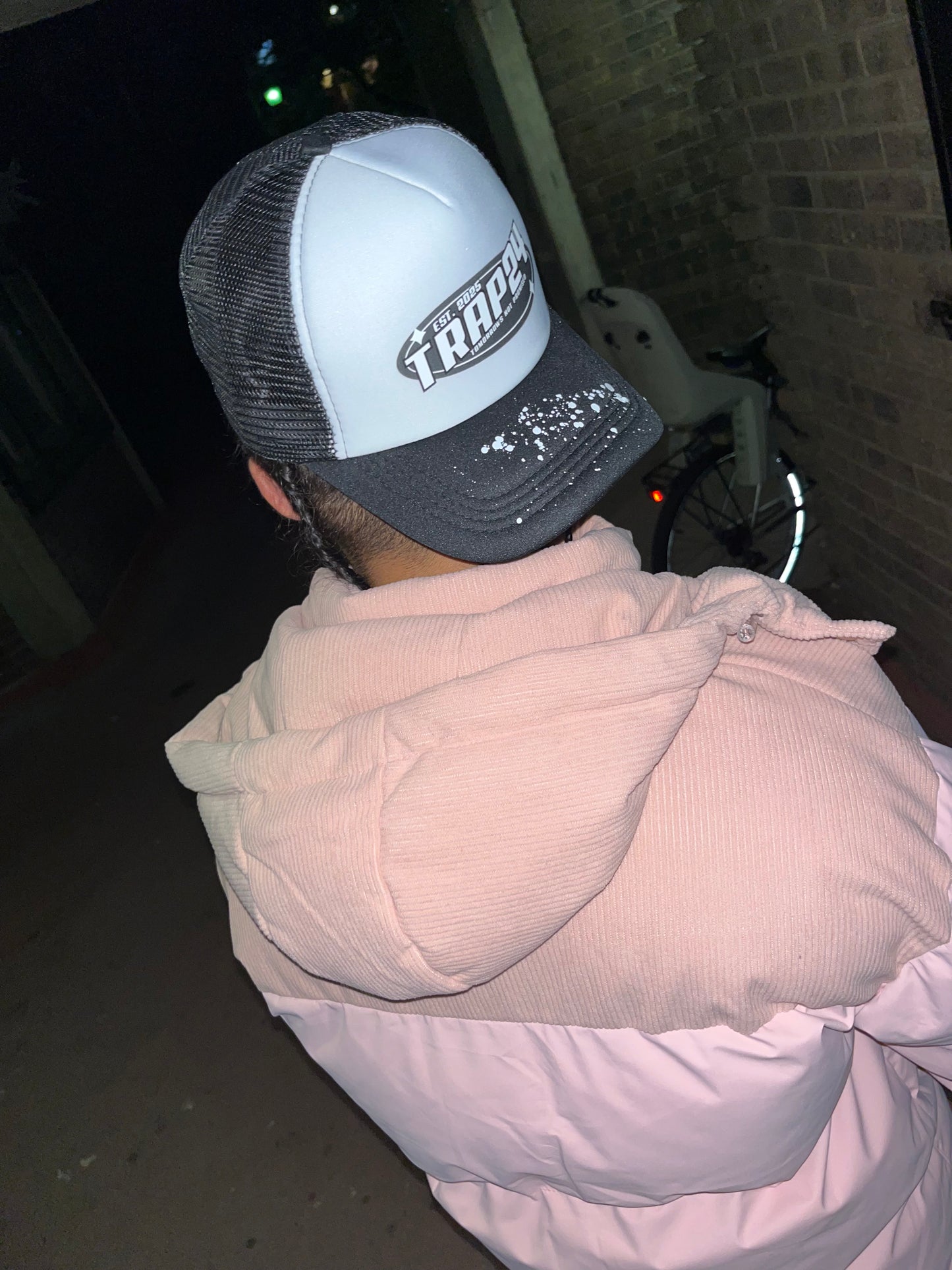 TRAP 24 Trucker hat (step2)