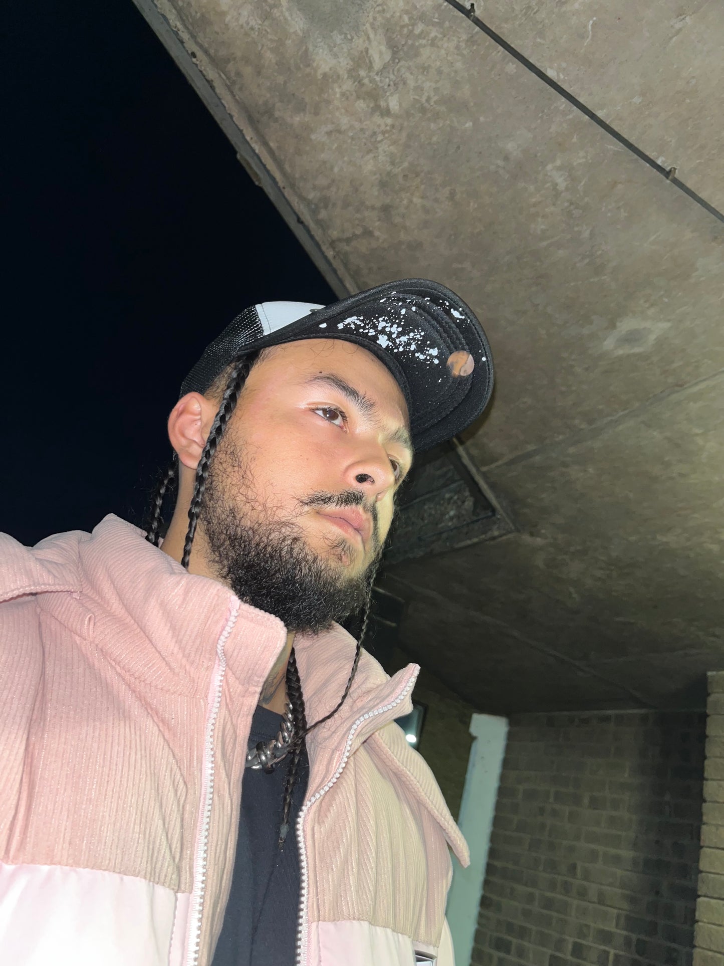 TRAP 24 Trucker hat (step2)